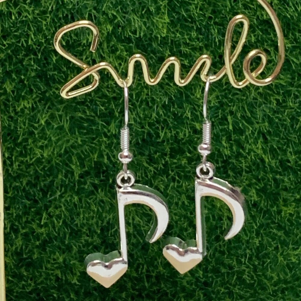 Music Earring, Heart Earring, Valentine Earring, Band Earring, Singing Earring,